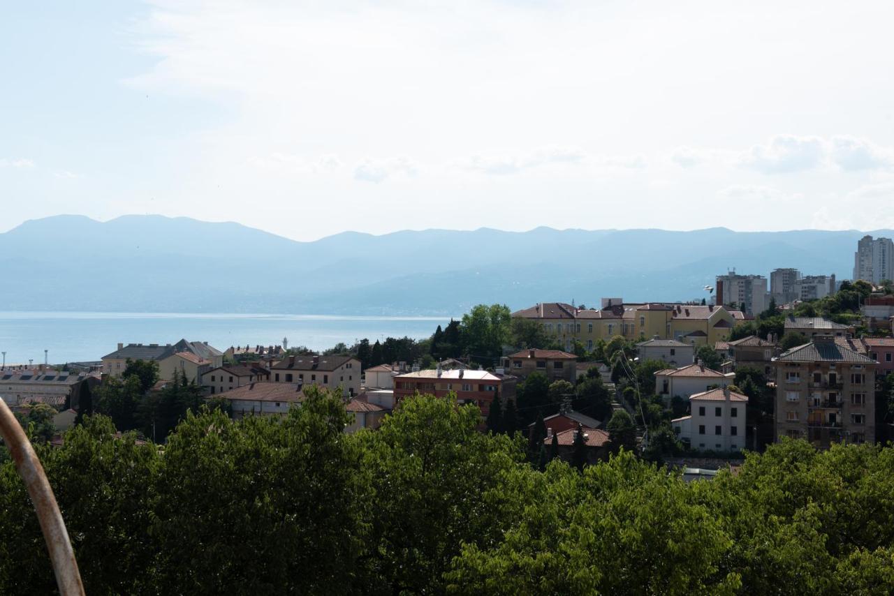 Apartman Lari Rijeka Exterior foto